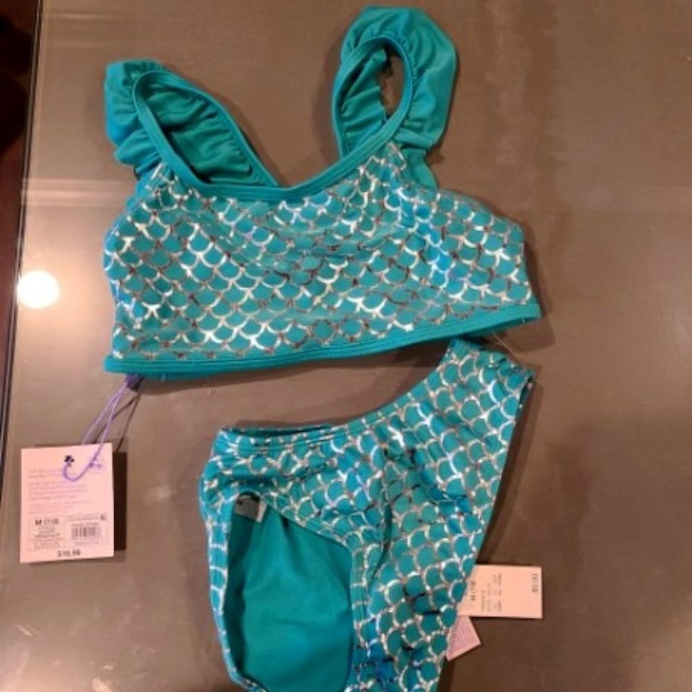 Girls 2 piece swimsuit